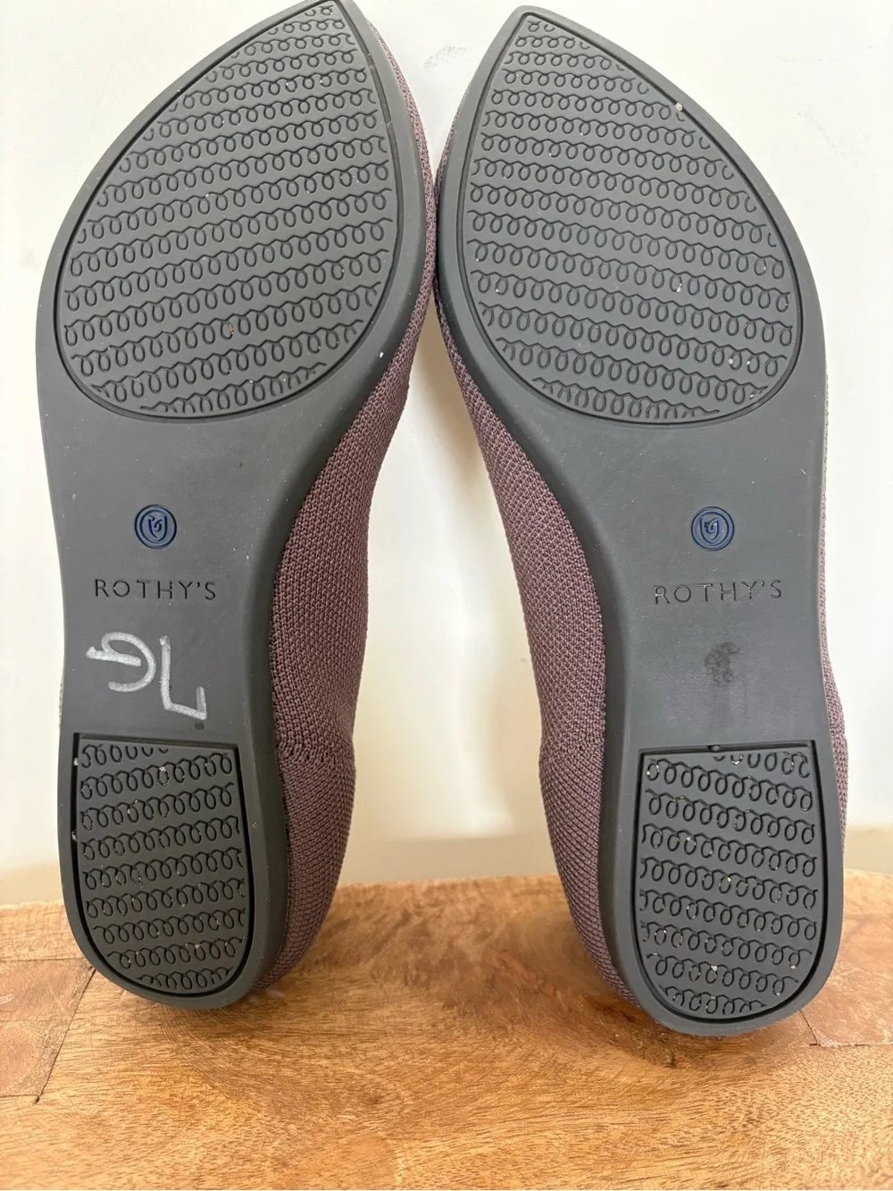 Rothy’s Pointed-Toe Flats Taupe Blue Trim Size 8